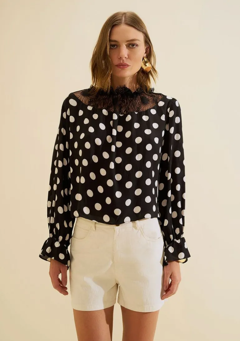 Blusa Gola Alta Sonata Preto/branco