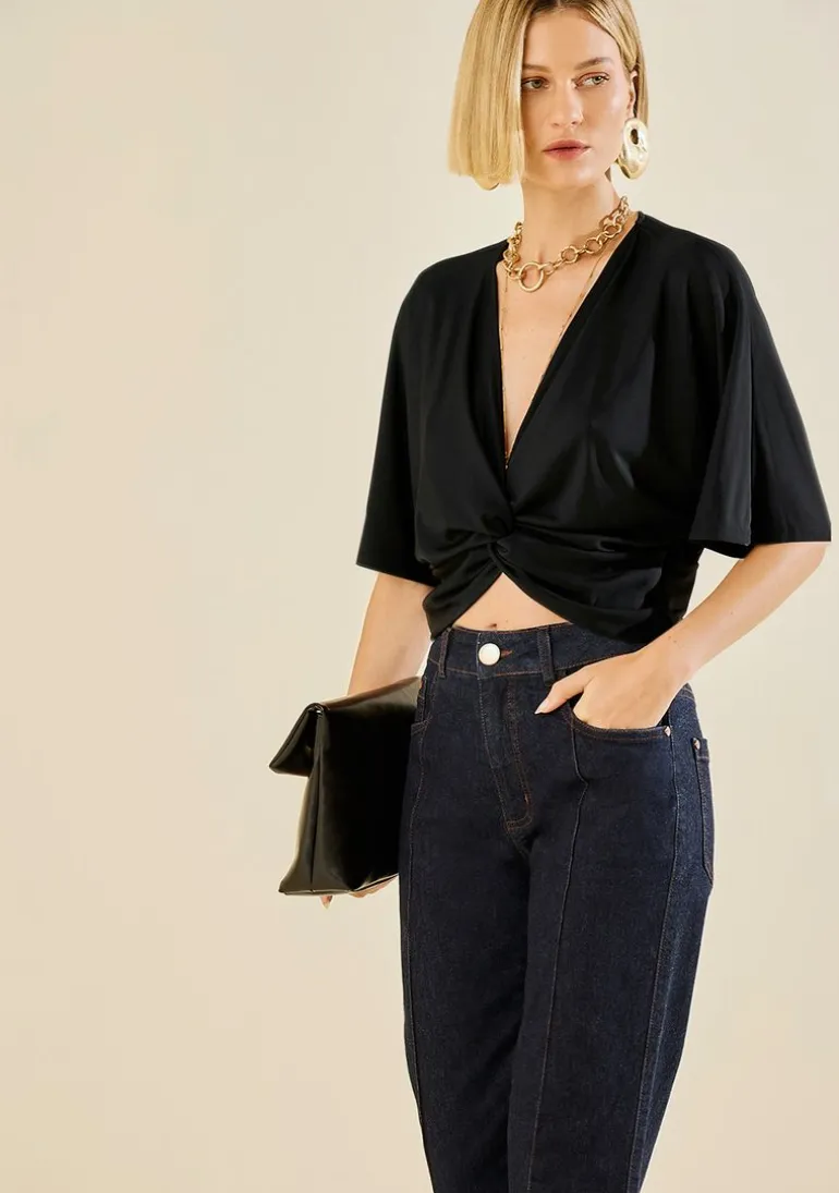 Blusa Morena Rosa Ajustada Decote V Manga Curta Padrão Preto