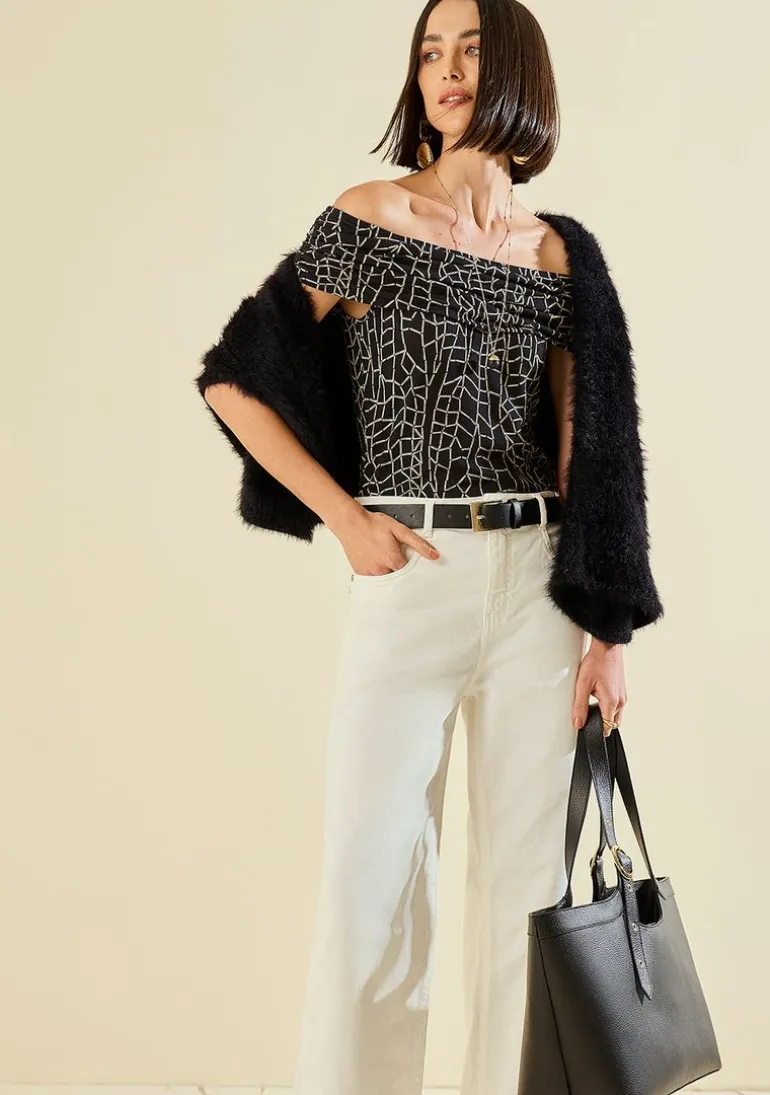 Blusa Morena Rosa Ajustada Ombro A Ombro Sem Manga Padrão Preto/Branco