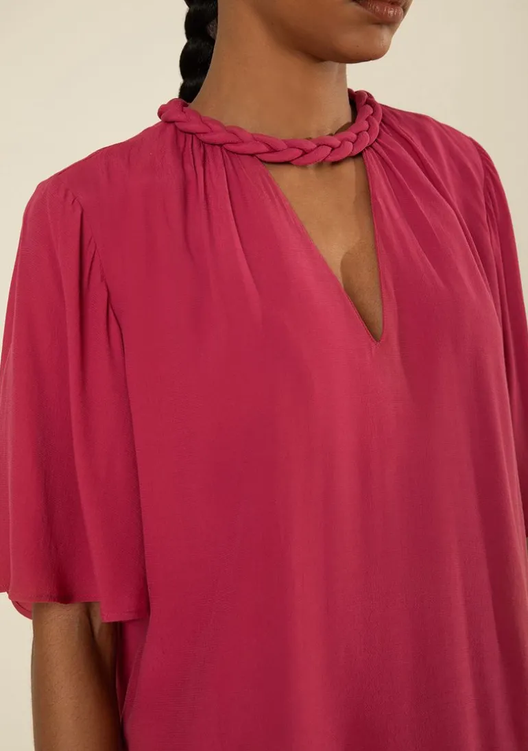 Blusa Morena Rosa Solta Decote Careca Manga Curta Padrão Rosa