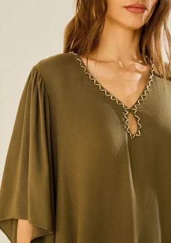 Blusa Morena Rosa Solta Decote V Manga Curta Padrão Verde