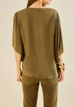 Blusa Morena Rosa Solta Decote V Manga Curta Padrão Verde