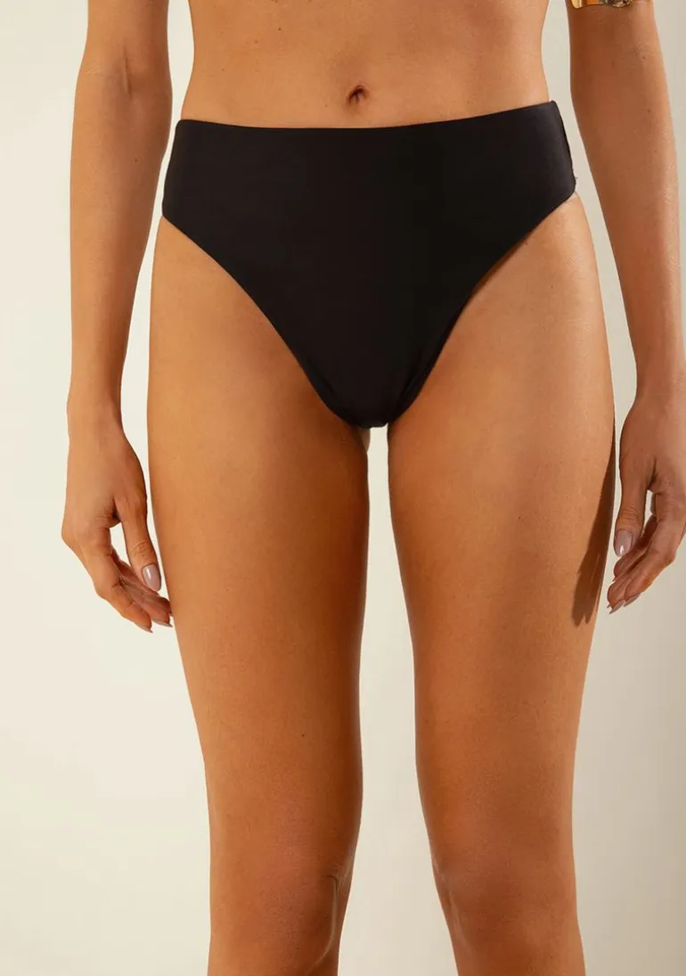 Calcinha Morena Rosa Hot Pants Preto