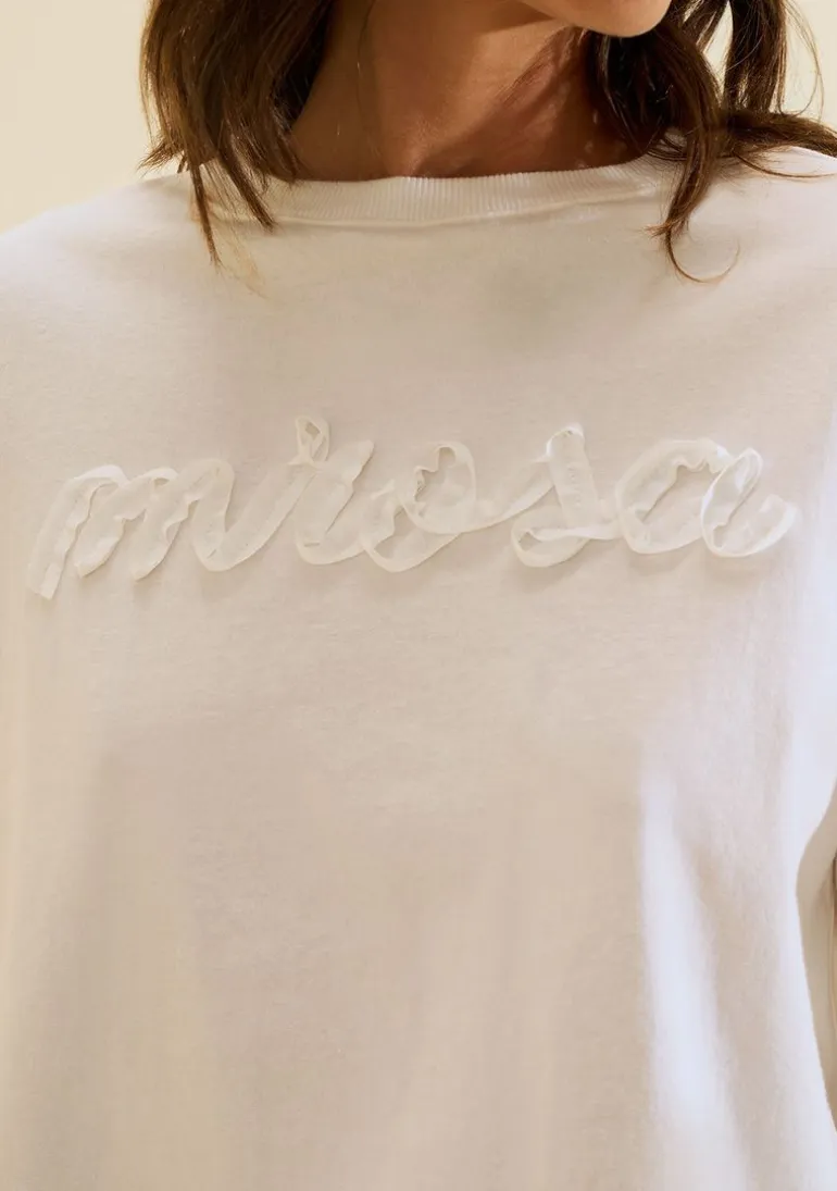 Camiseta Manga Curta Arabesca Off White