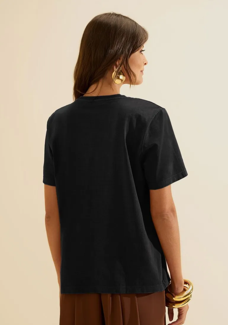 Camiseta Morena Rosa Solta Decote Careca Manga Curta Padrão Preto