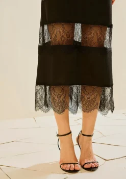 Saia Morena Rosa Reta Alta Midi Preto