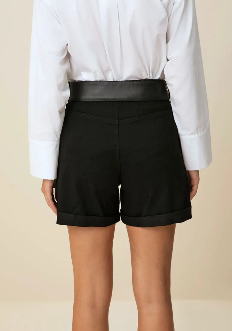 Shorts Morena Rosa Five Pockets Com Cinto Preto