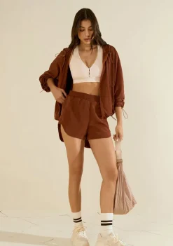 Shorts Morena Rosa Reto Média Marrom
