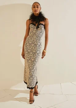 Vestido Ajustado Decote Costas Com Alca Midi Bege