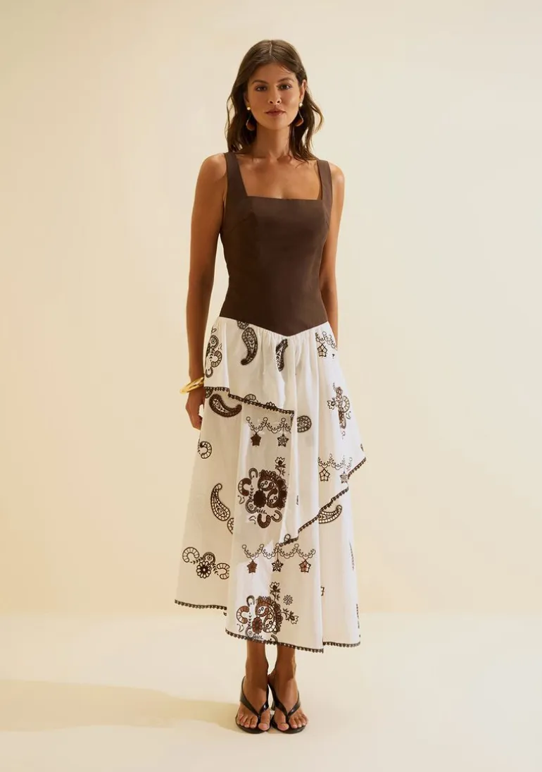 Vestido Midi Ajustado Arabesca Marrom