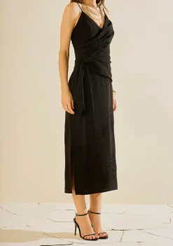 Vestido Morena Rosa Ajustado Decote Transpassado Com Alça Longo Preto