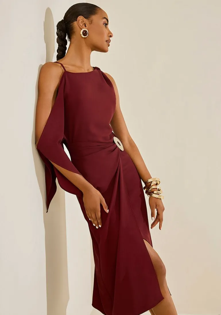 Vestido Morena Rosa Ajustado Decote Canoa Sem Manga Midi Bordo