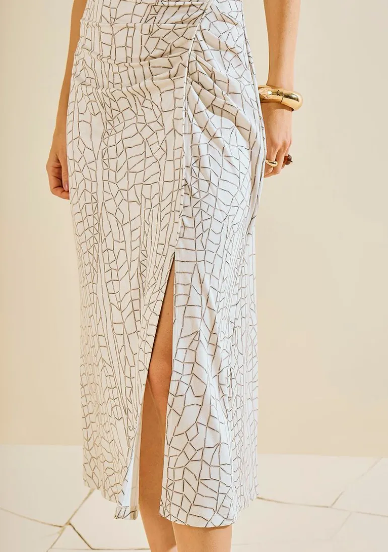 Vestido Morena Rosa Ajustado Decote Canoa Manga Curta Midi Off White