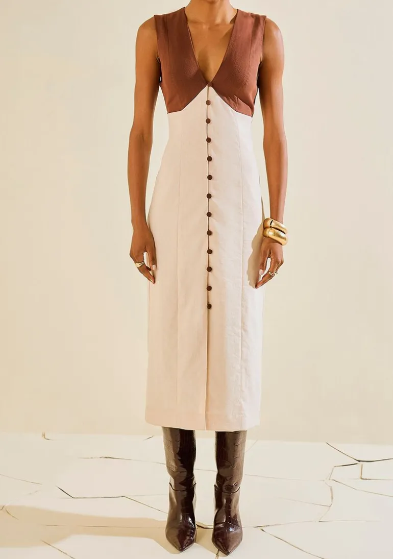 Vestido Morena Rosa Ajustado Decote V Manga Curta Midi Bege