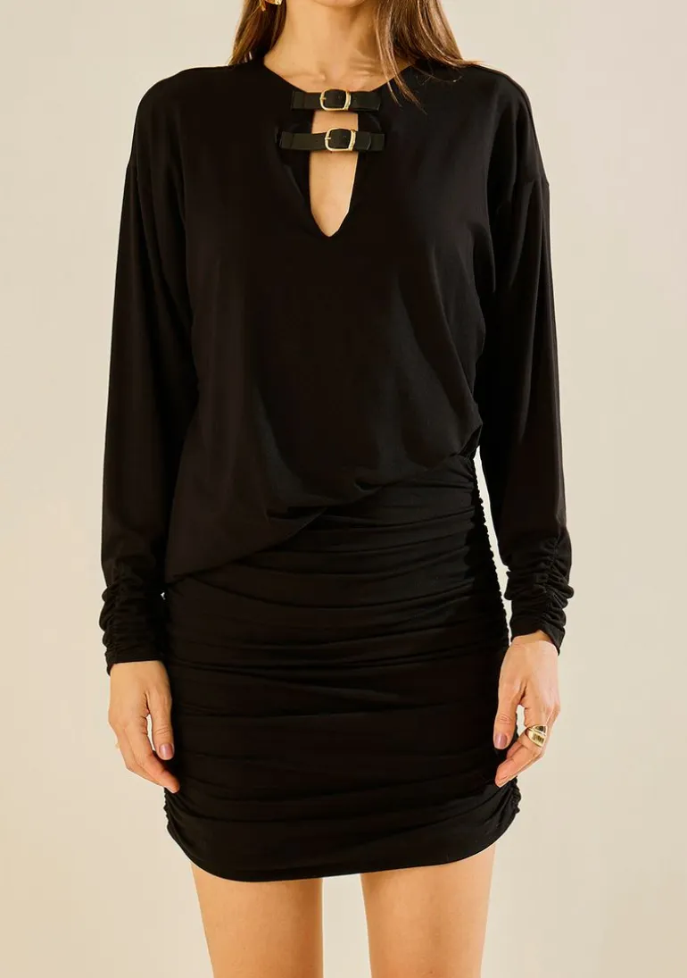 Vestido Morena Rosa Ajustado Decote V Manga Longa Curto Preto