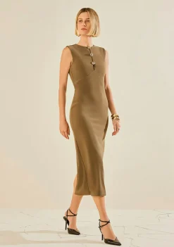 Vestido Morena Rosa Ajustado Decote Careca Manga Curta Midi Verde