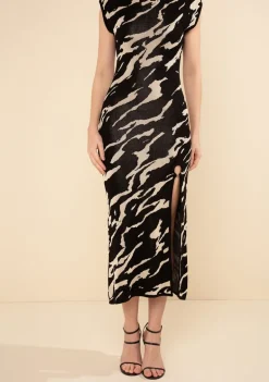 Vestido Morena Rosa Ajustado Decote Careca Manga Curta Midi Preto