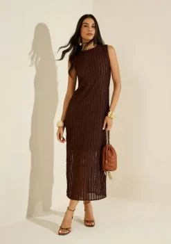 Vestido Morena Rosa Solto Decote Canoa Sem Manga Midi Marrom